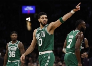 独行侠三巨头联手，塔图姆得分突破，冲击季后赛冲击季后赛！的简单介绍